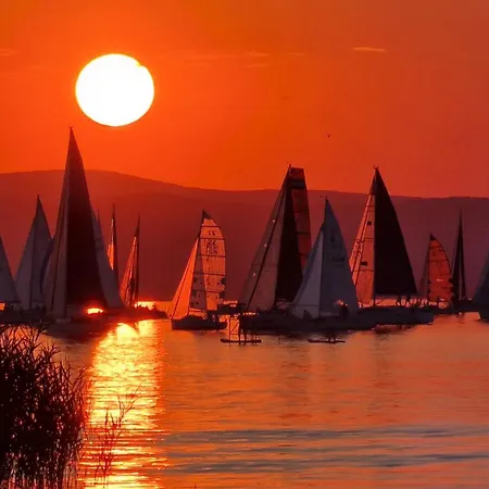 Garden - Balaton Apartamento *